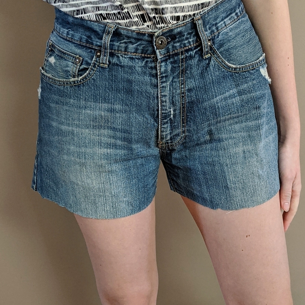 Carbon Modified Cutoff Shorts - Picture 2 of 8